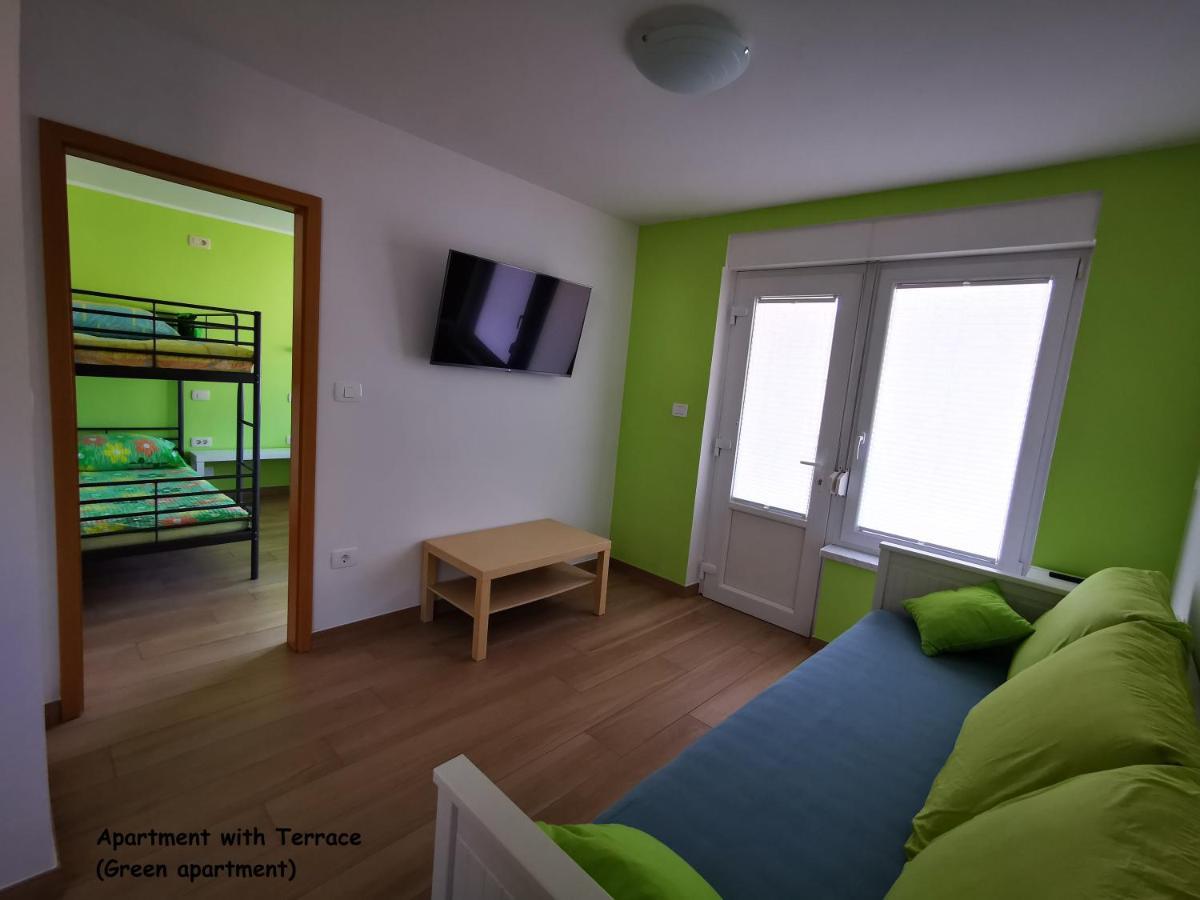 Apartment And Room Anica Tolmin Luaran gambar