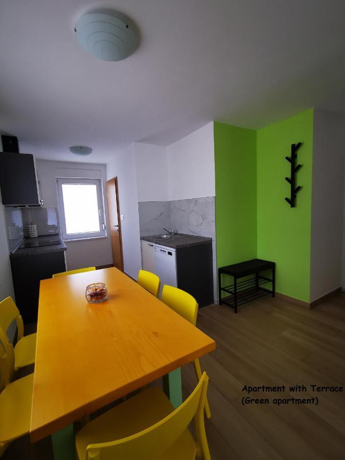 Apartment And Room Anica Tolmin Luaran gambar