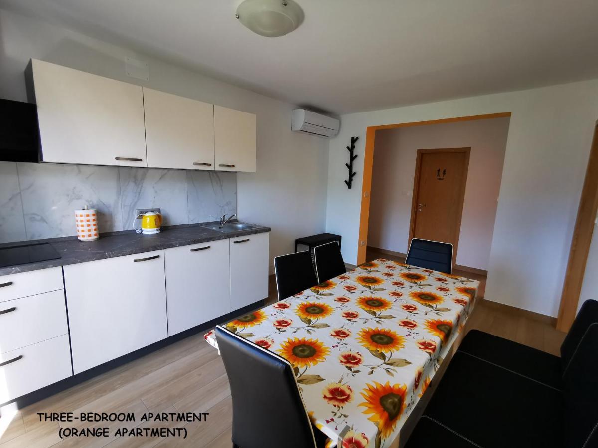 Apartment And Room Anica Tolmin Luaran gambar