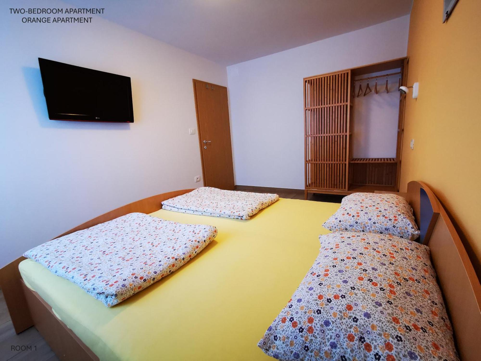 Apartment And Room Anica Tolmin Luaran gambar
