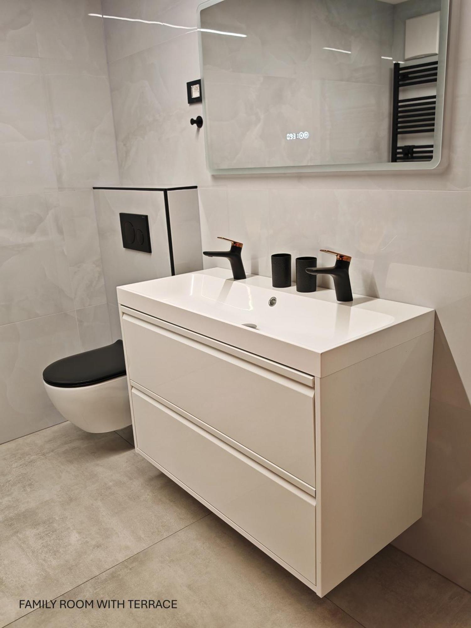 Apartment And Room Anica Tolmin Luaran gambar