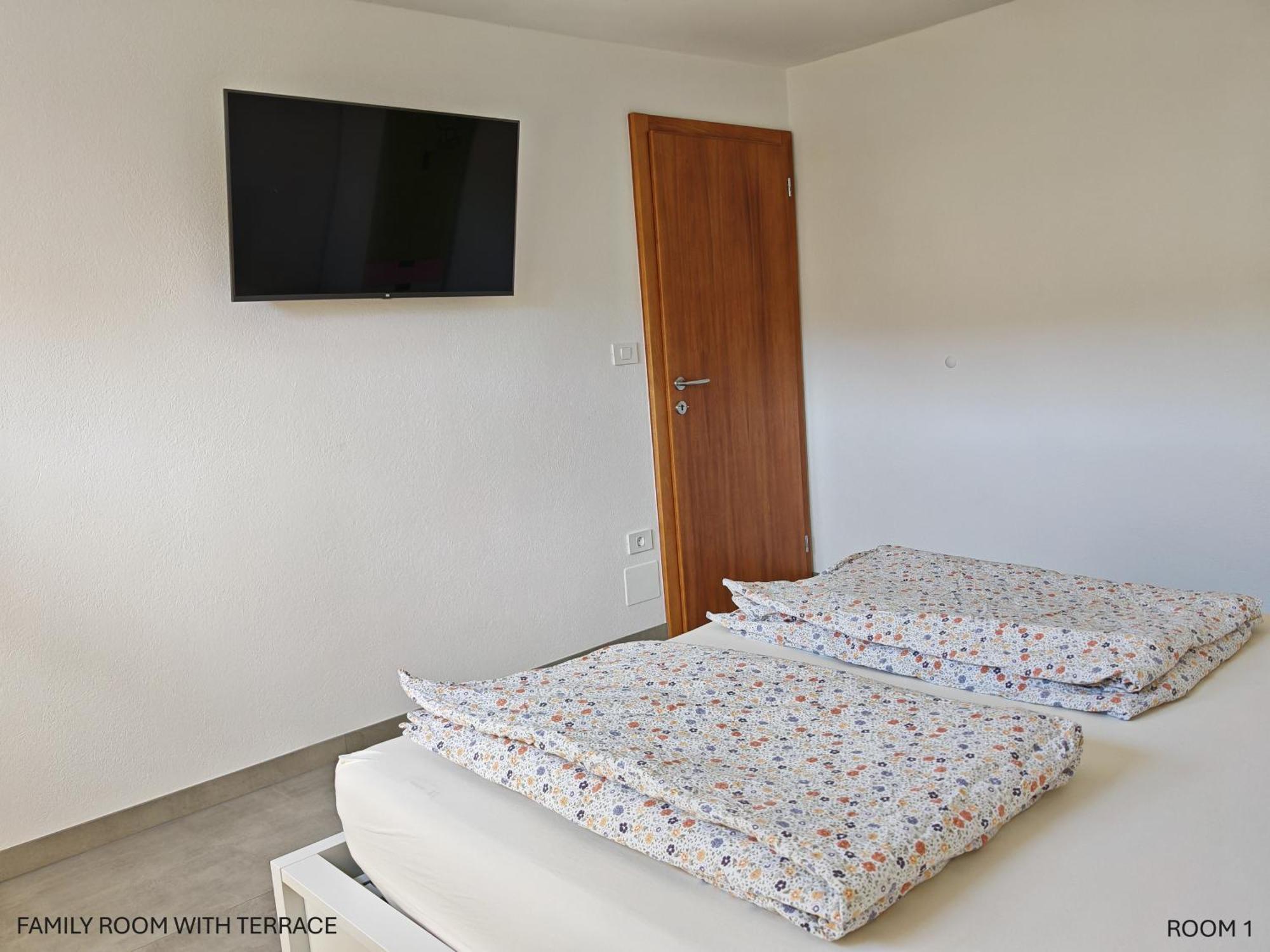 Apartment And Room Anica Tolmin Luaran gambar