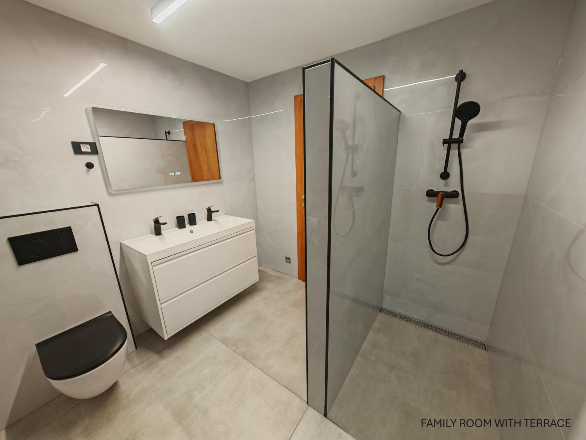 Apartment And Room Anica Tolmin Luaran gambar