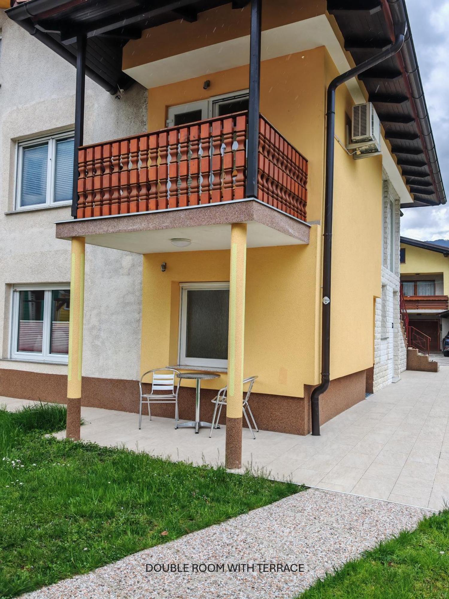 Apartment And Room Anica Tolmin Luaran gambar